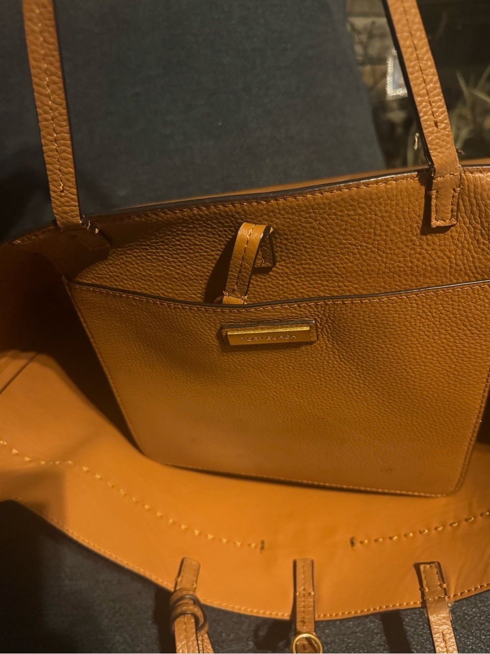 Tory Burch McGraw Tan Leather Tote with Tassel and Logo - Picture 4 of 12
